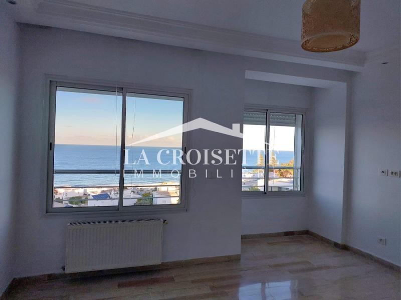 Appartement S+3 vue sur mer à La Marsa